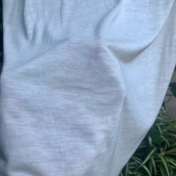 ๐ *NWT* JASON WU X TARGET COLLAB WHITE W/ CAT PRINT XL T-SHIRT! ๐คฉ - Picture 7 of 7